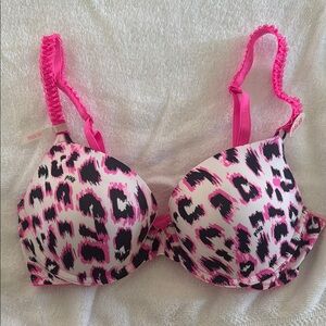 PINK Victoria's Secret Wild Print Bra
